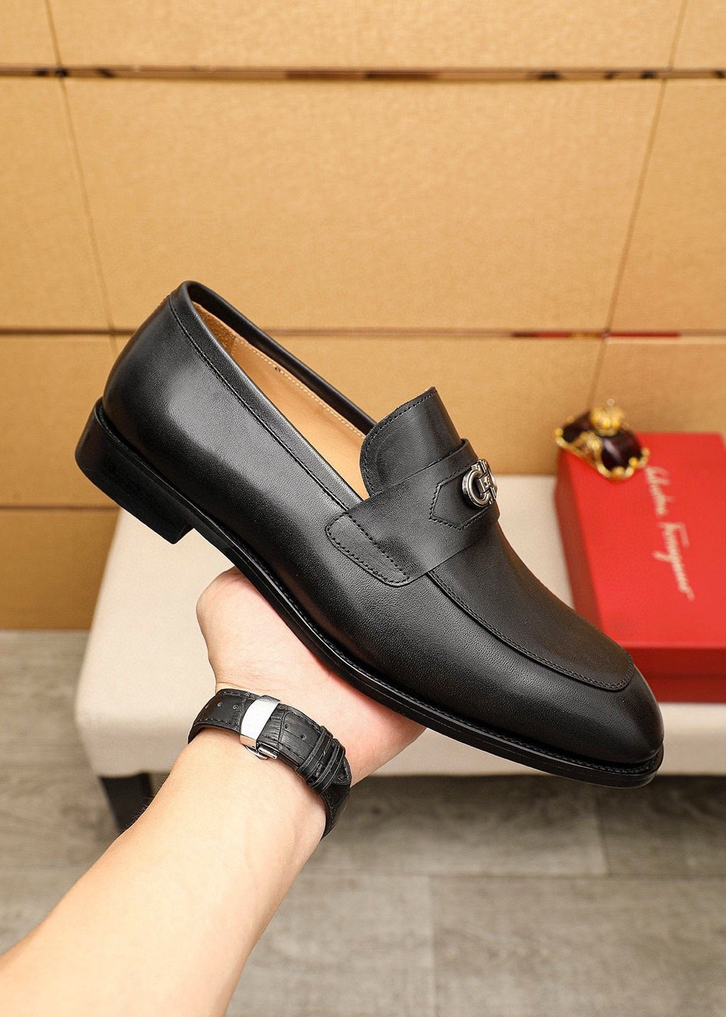 Ferragamo Black Metal Hardware Loafers — model