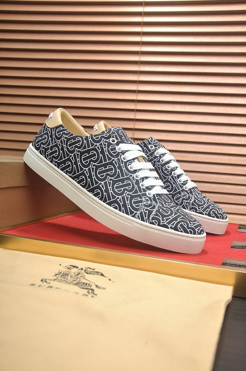 Burberry Black & Gray Patterned Low-Top Sneakers — front